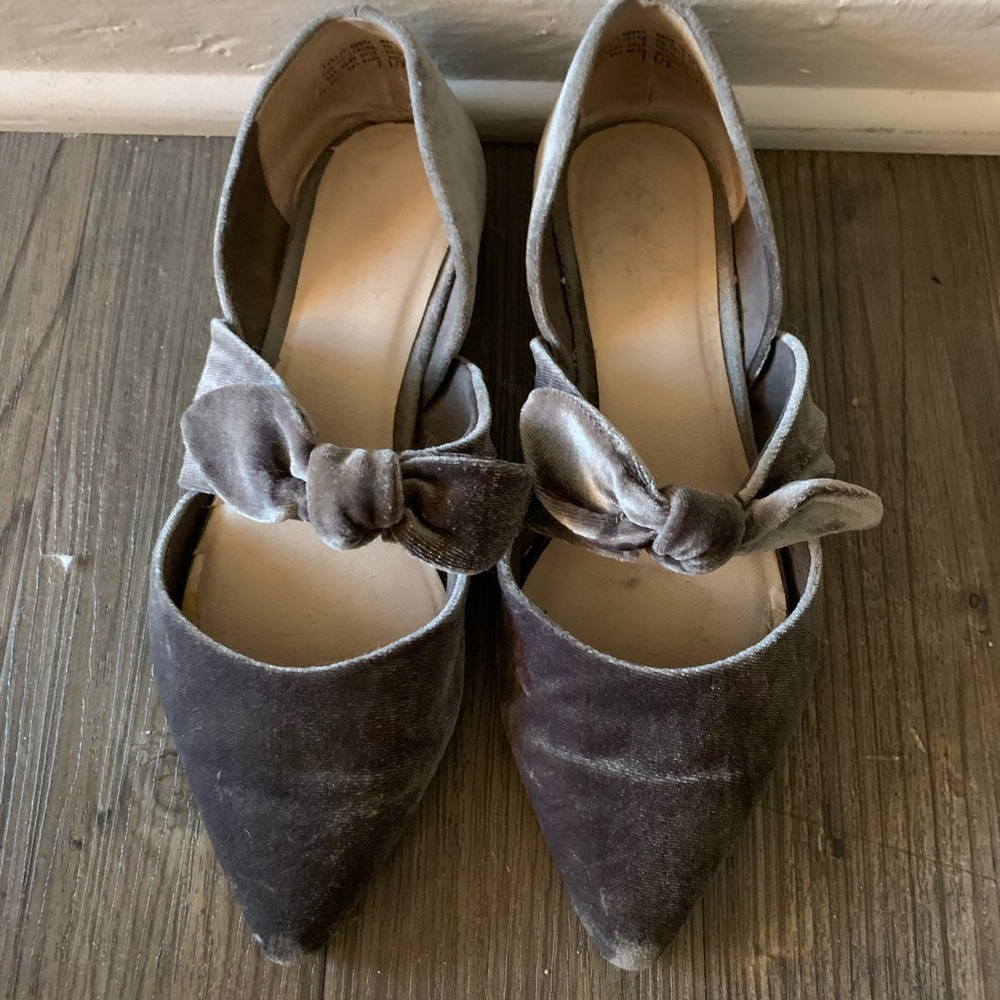 Sundance Elegant Grey Velvet Flats